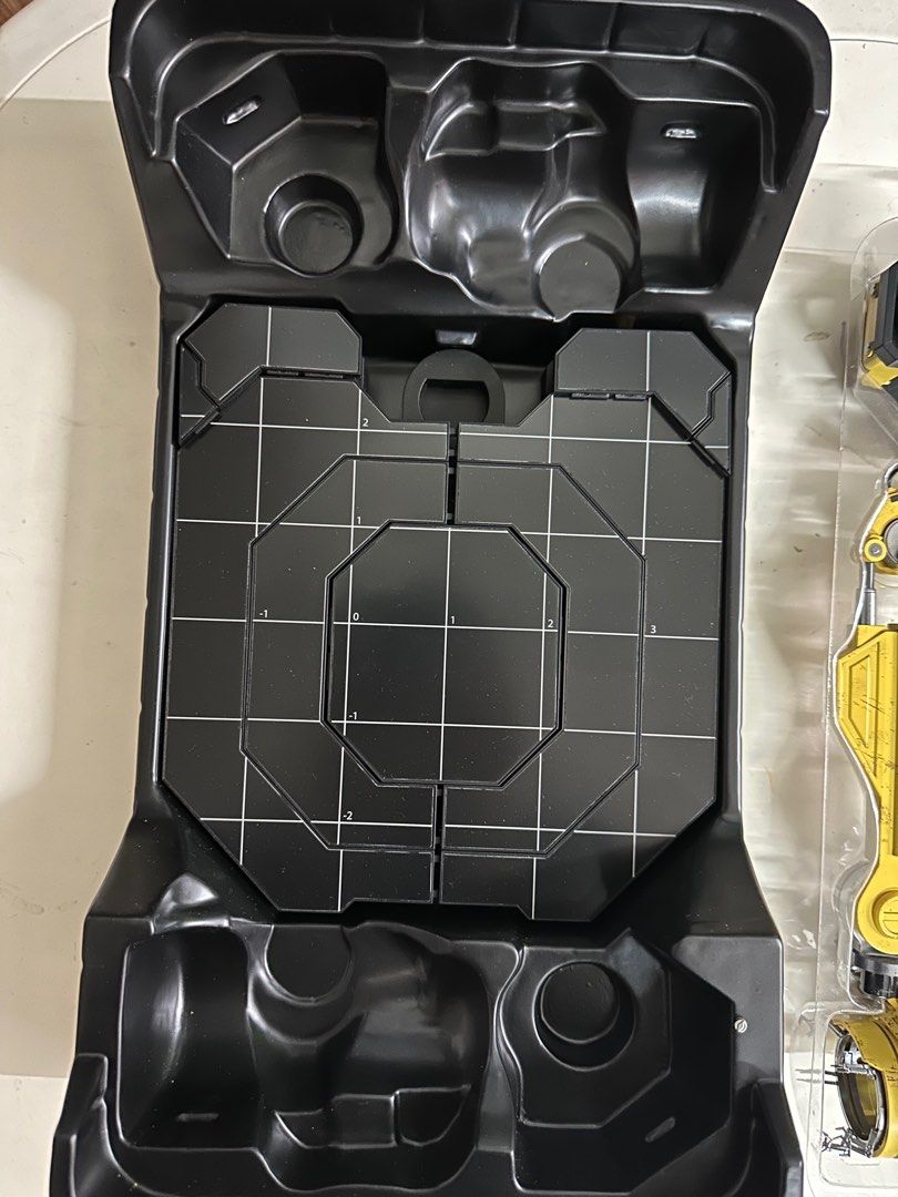 Hottoys Hot Toys MMS462 D22 Iron Man Mark 4 Diecast Gantry suit up 興趣及遊戲 玩具 遊戲類 Carousell