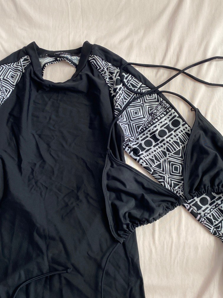 Backless Rashguard With Bikini Top Women S Fashion Swimwear Rash Guard On Carousell