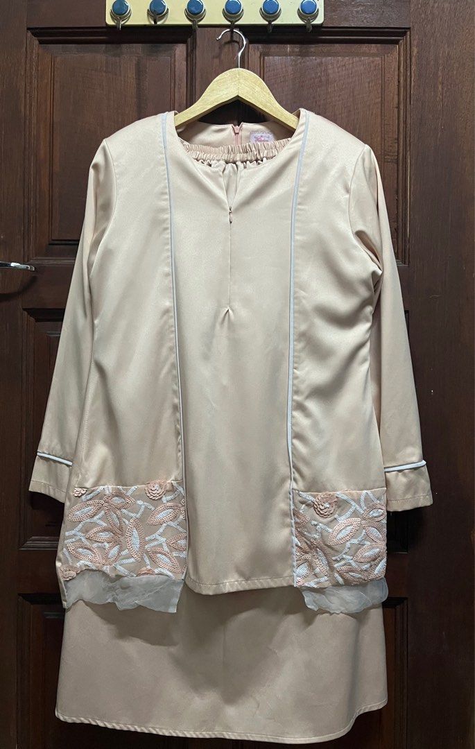 Baju Kurung Nude Colour Women S Fashion Muslimah Fashion Baju Kurung