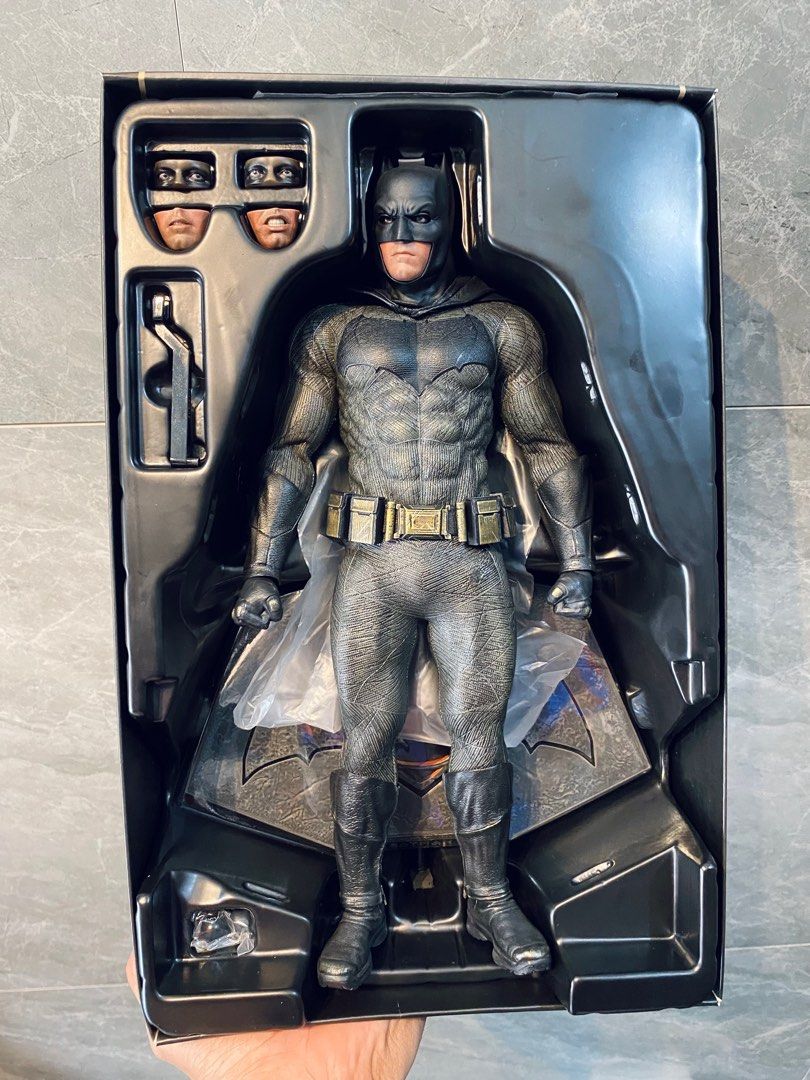 Hot Toys Batman Hobbies Toys Toys Games On Carousell