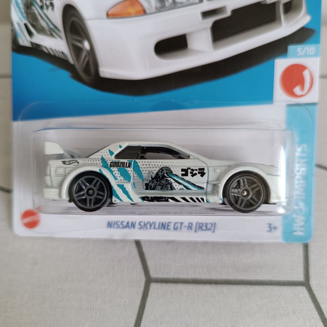 Hot Wheels Nissan Skyline Gt R R Hobbies Toys Toys Games On Carousell