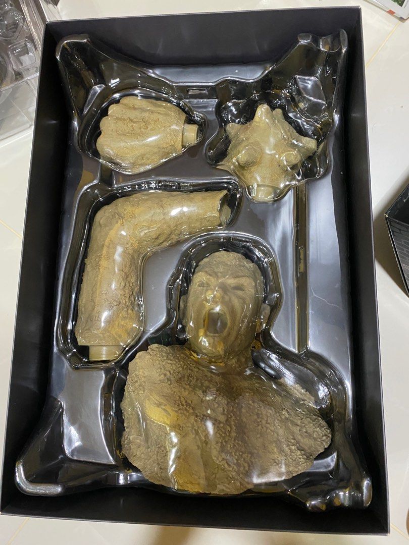 Hot Toys Spiderman Black Suit Version Hobbies Toys Toys Games On Carousell