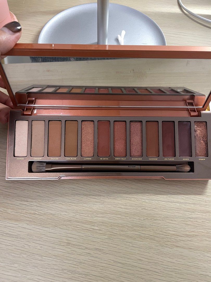 Urban Decay Naked Eyeshadow Palette Beauty Personal Care Face