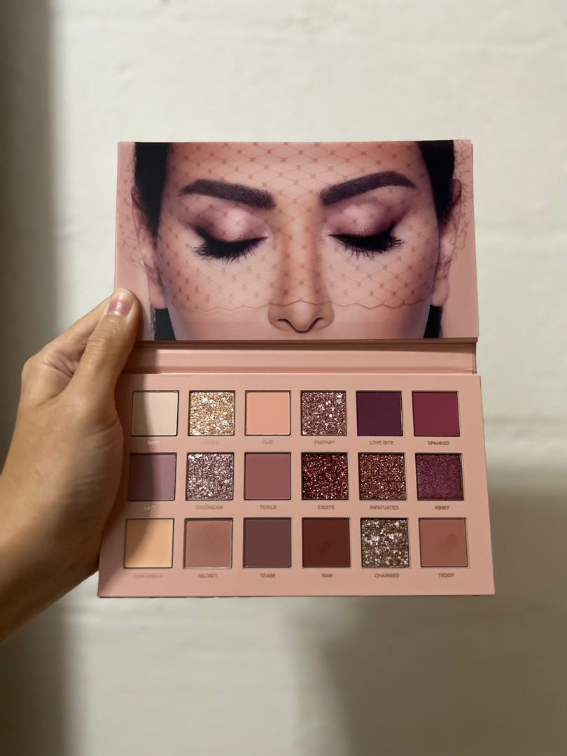 Huda Beauty New Nude Eyeshadow Palette On Carousell