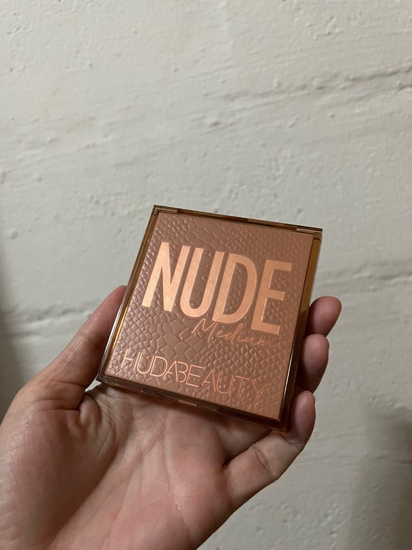 Huda Medium Nude Obsessions Beauty Personal Care Face Makeup On