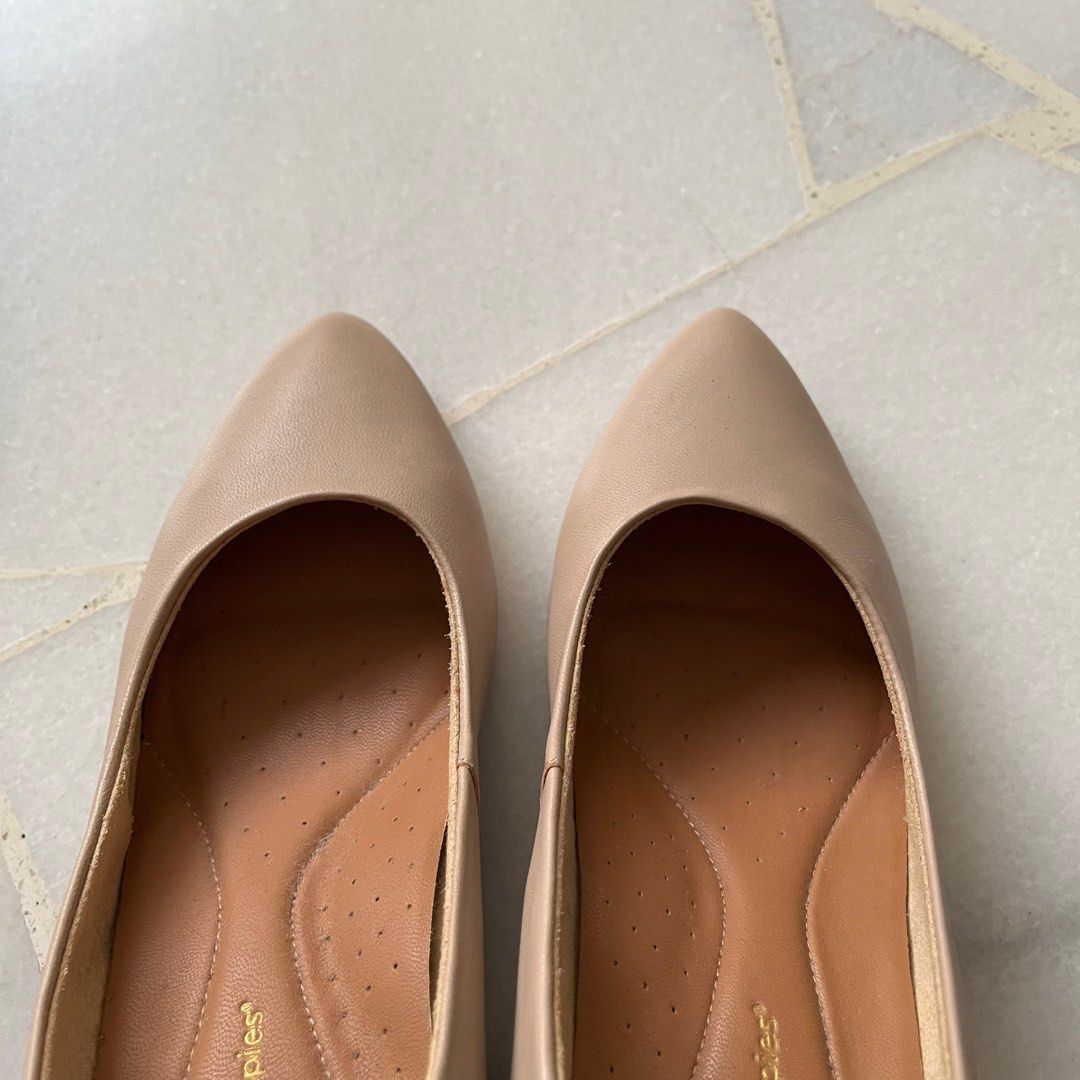 Hush Puppies Nude Heels Women S Fashion Footwear Heels On Carousell