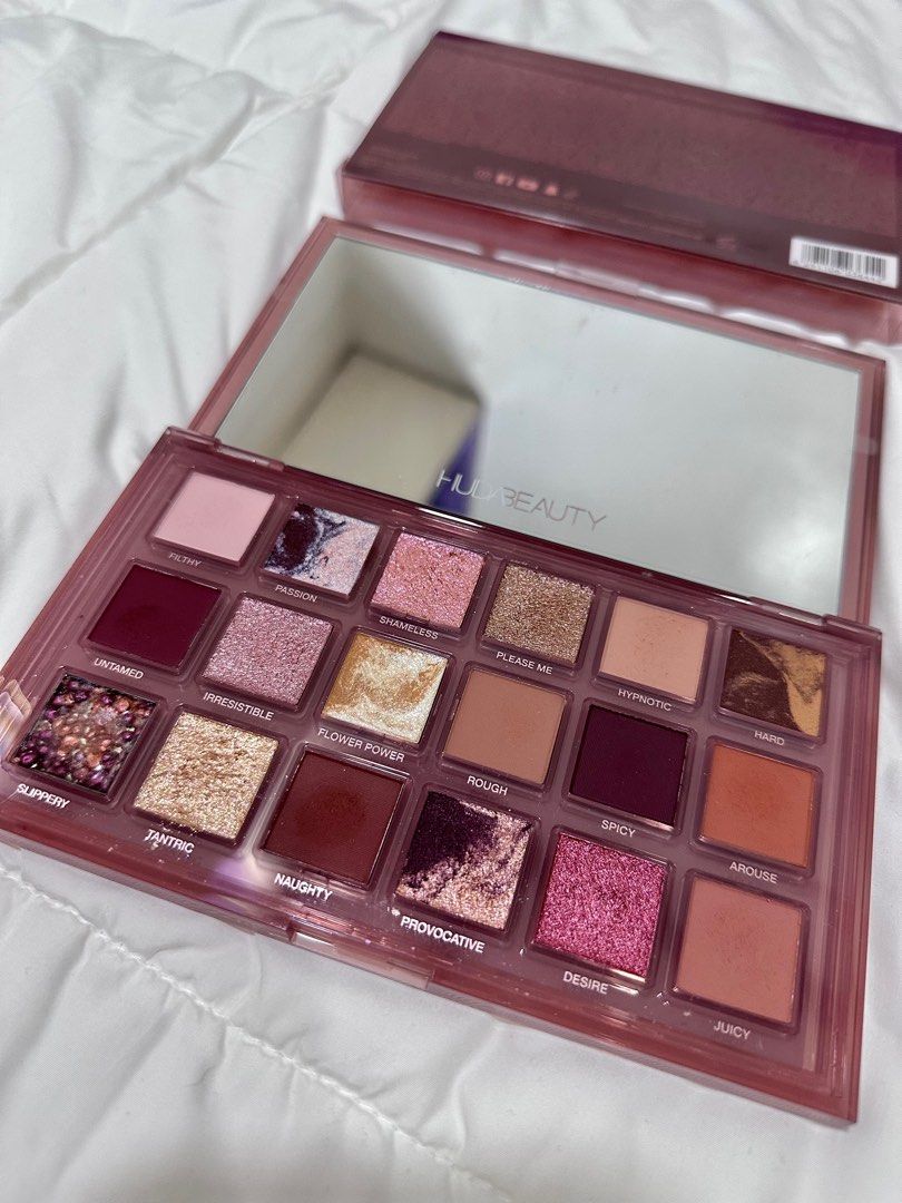 Huda Beauty Naughty Nude Eyeshadow Palette Beauty Personal Care