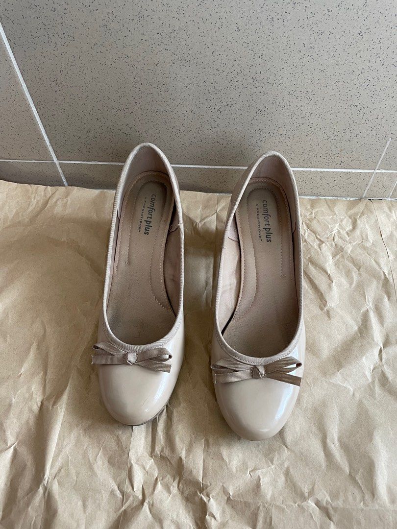 Payless Nude Block Pumps Women S Fashion Footwear Heels On Carousell