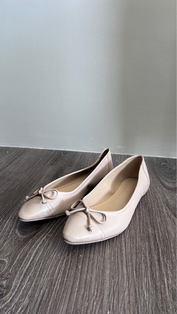 Aztrid Ph Nude Flats Women S Fashion Footwear Flats Sandals On