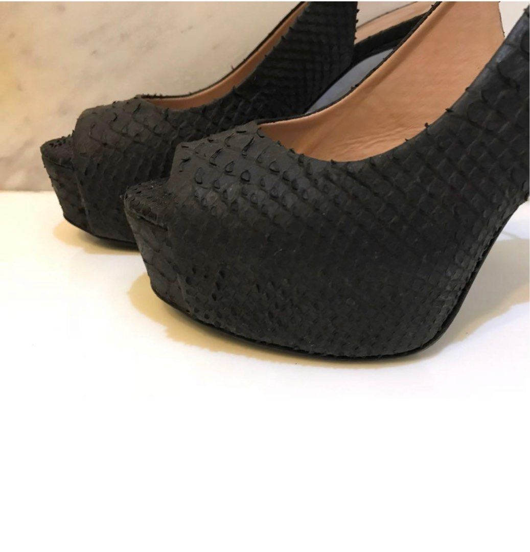 Black Sold And Nude Sling Back Heels On Carousell