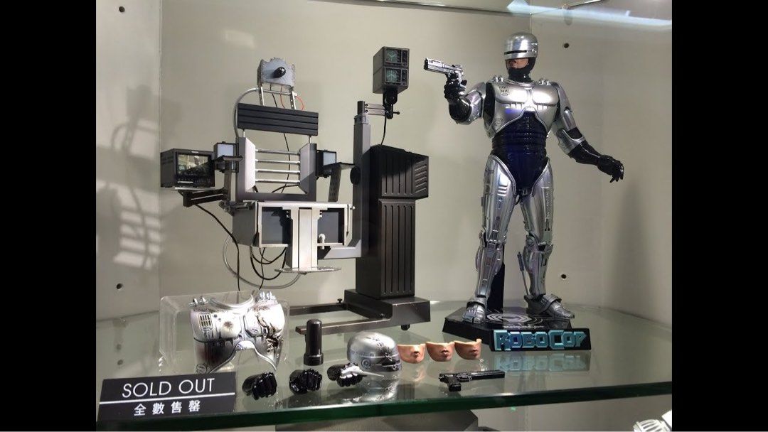 Hot Toys Mms D Robocop With Mechanical Chair Hobbies Toys Toys Games On Carousell