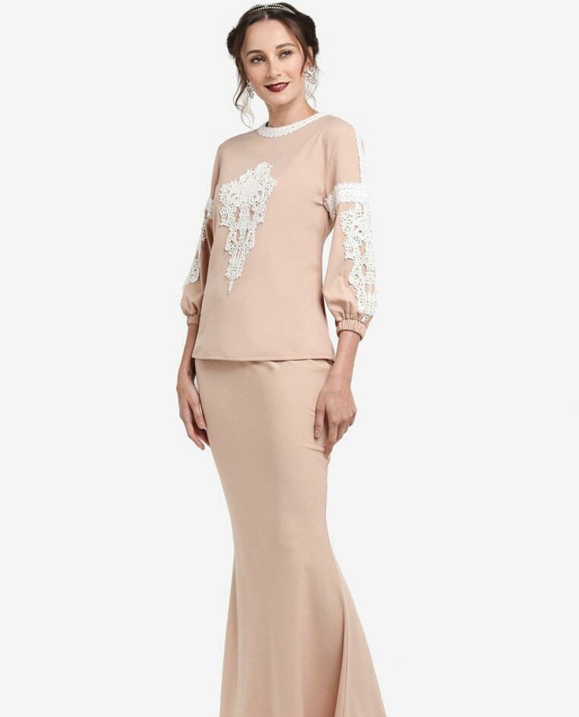 Emel Metz Baju Kurung Nude Beige Women S Fashion Muslimah Fashion