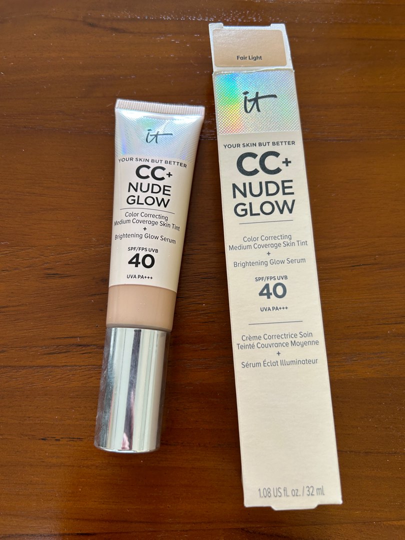 It Cosmetics Nude Glow In Fair Light Beauty Personal Care Face Makeup On Carousell
