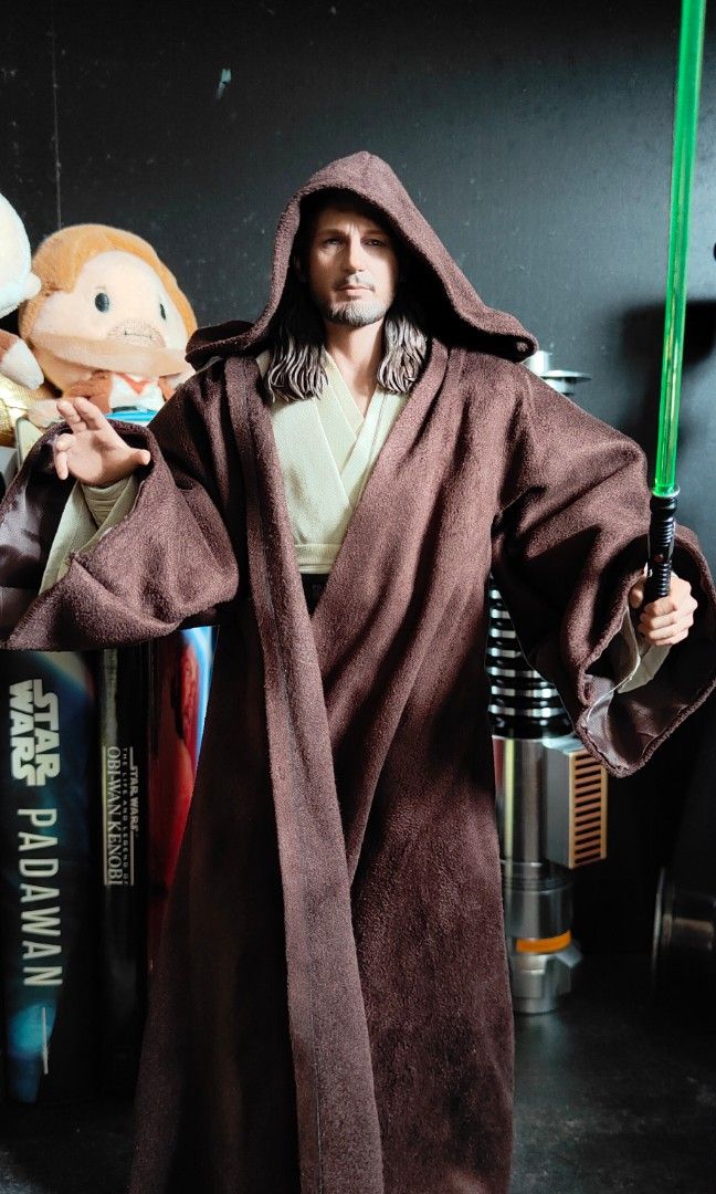 BIB Hot Toys Star Wars Qui Gon Jinn Inch Figure Hobbies Toys Toys Games On Carousell