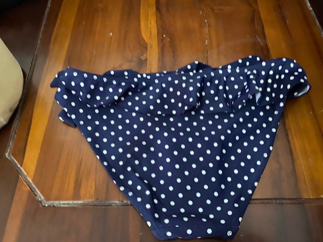Bikini Cd Dalaman Fesyen Wanita Pakaian Wanita Bawahan Di Carousell