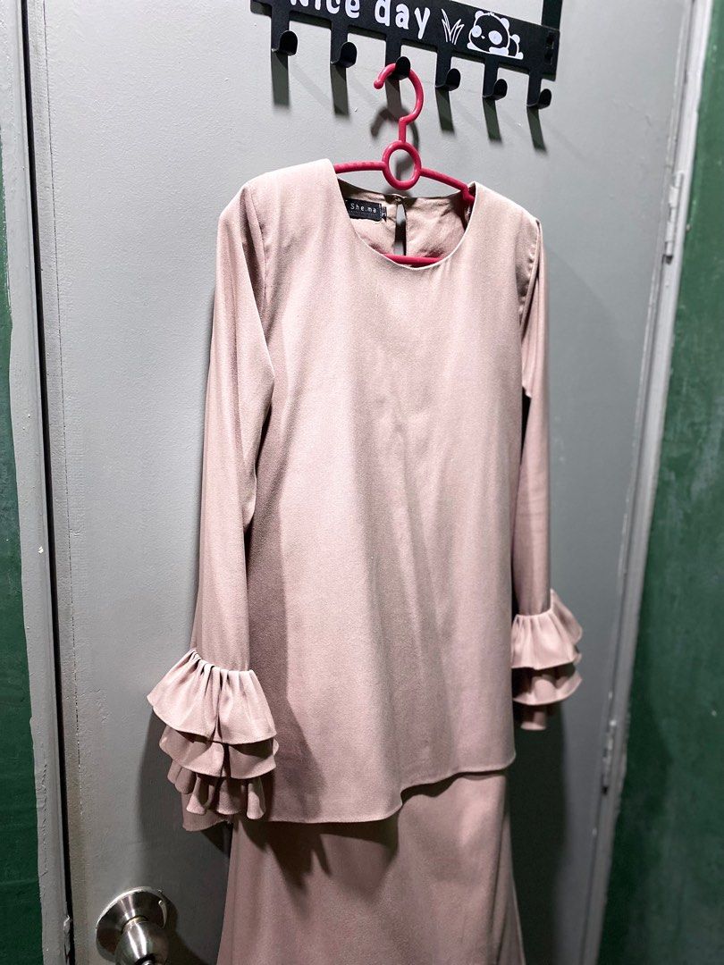 She Ma Baju Kurung Nude Beige Ruffle Raya Set Women S Fashion