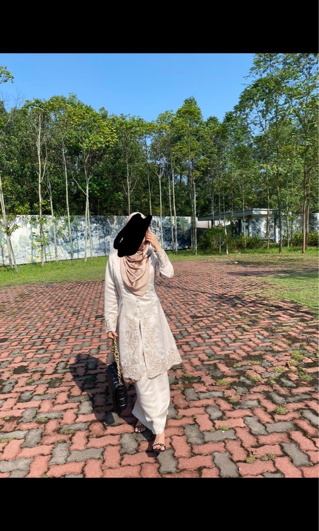 Hijabistahub Kurung In Nude Women S Fashion Muslimah Fashion Baju