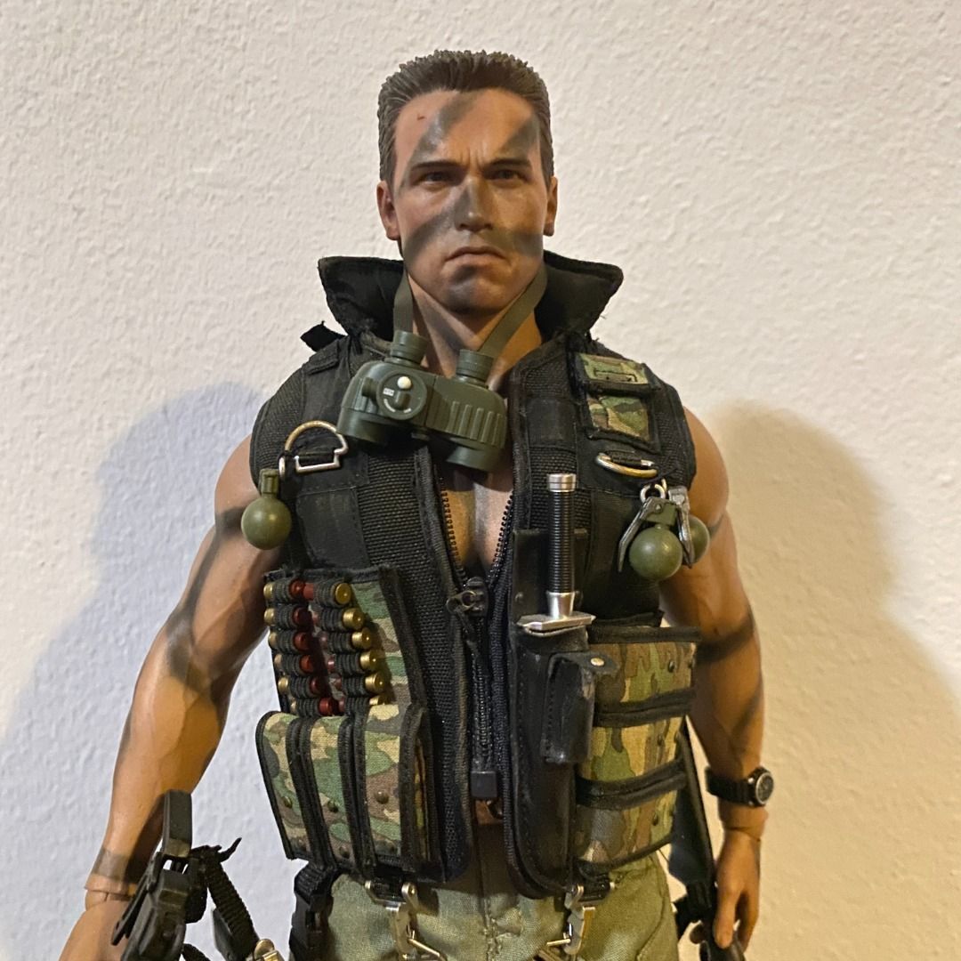 Hot Toys Mms Commando John Matrix Arnold Schwarzenegger Figure Complete Near Mint