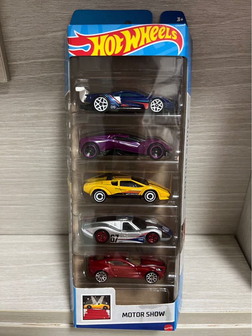 Hot Wheels Hotwheels 5 Pack MOTOR SHOW 2016 FORD GT RACE CRESCENDO 1967 FORD GT40 MK IV