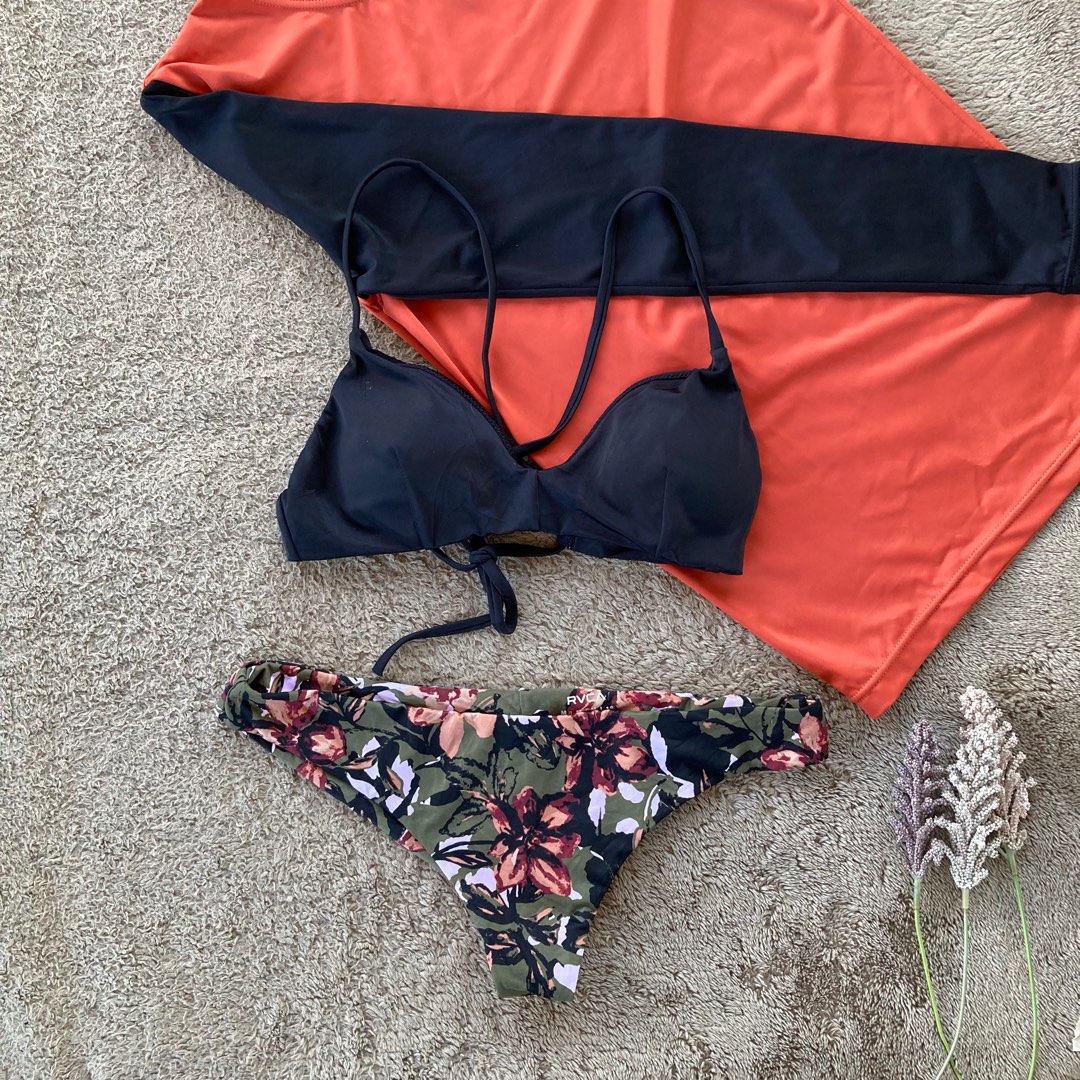 SUPER SALE RVCA Solid Cross Back Bikini Top And Roni Floral Bikini Bottom With Free Rashguard