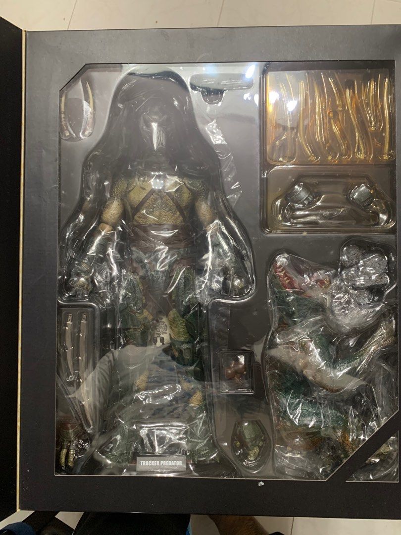 Predator Tracker Hot Toy Hobbies Toys Toys Games On Carousell