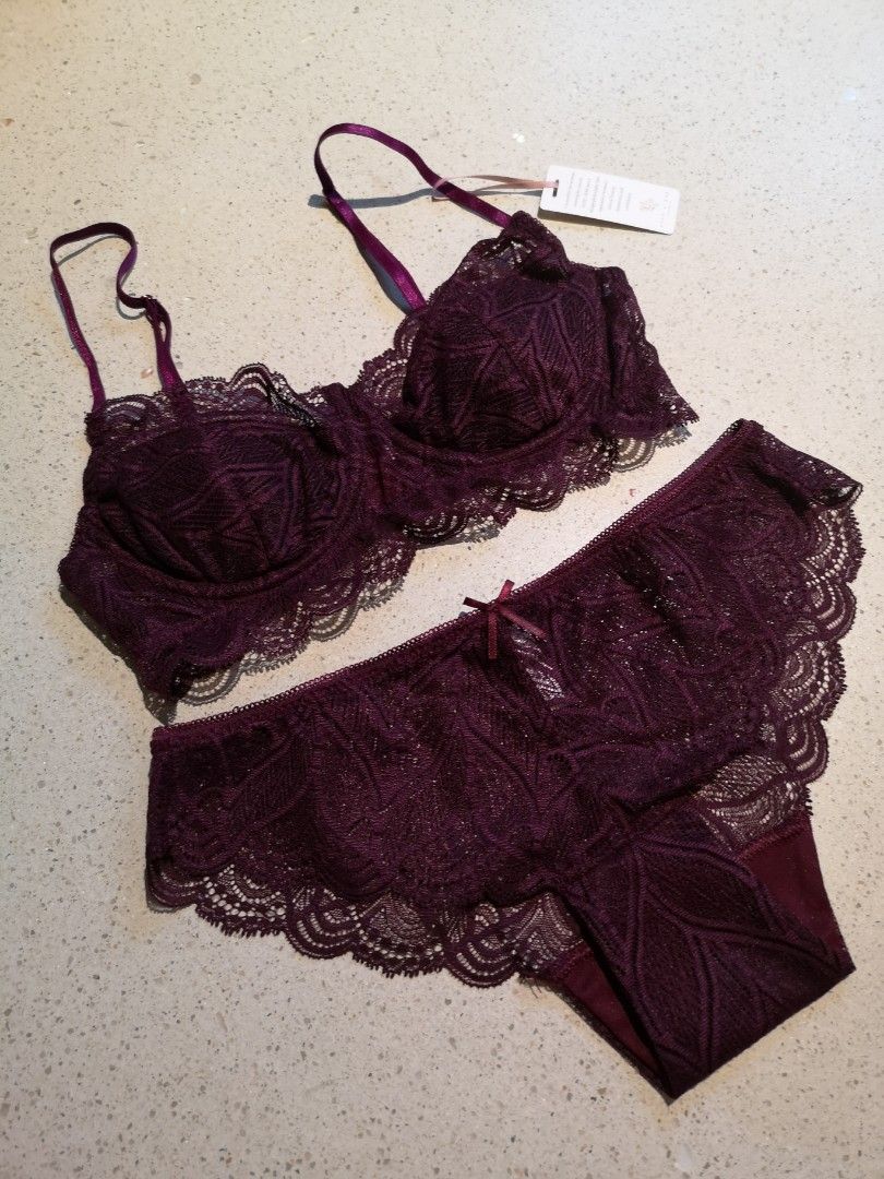 Susy Bae Lingerie Set Women S Fashion New Undergarments Loungewear On Carousell