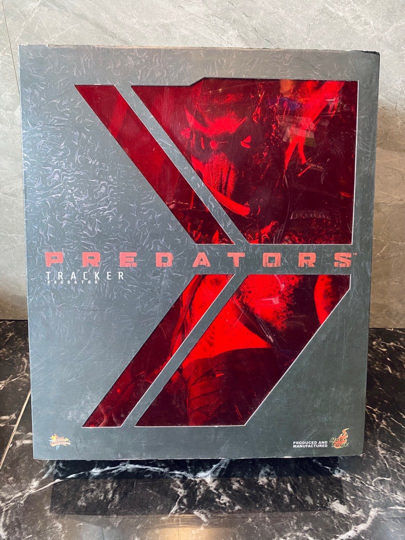 Hot Toys Tracker Predator On Carousell