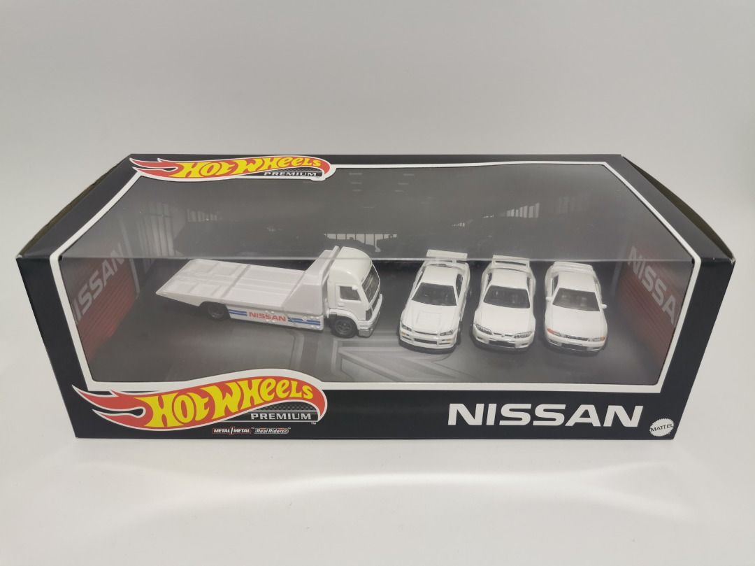 Hotwheels Nissan Skyline Garage Collectors Set Gtr R R R Custom Trailer Rig Truck Hw Hot