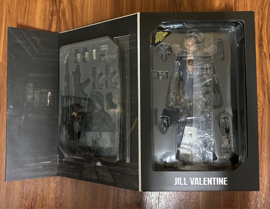 Hot Toys Jill Valentine Battle Suit Version Biohazard Hobbies Toys Toys Games On Carousell