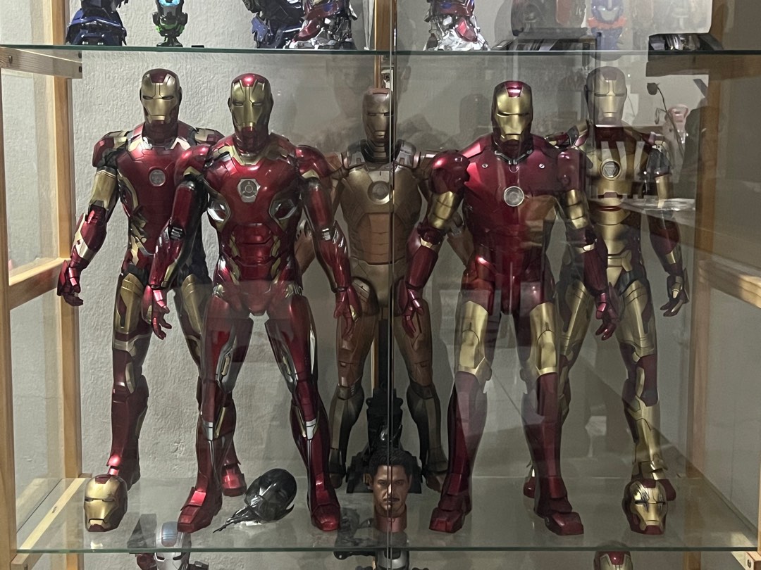 Hot Toys Play Imaginative Quarter Scale Ironman Mk Mk Mk Mk And Iron Patriot