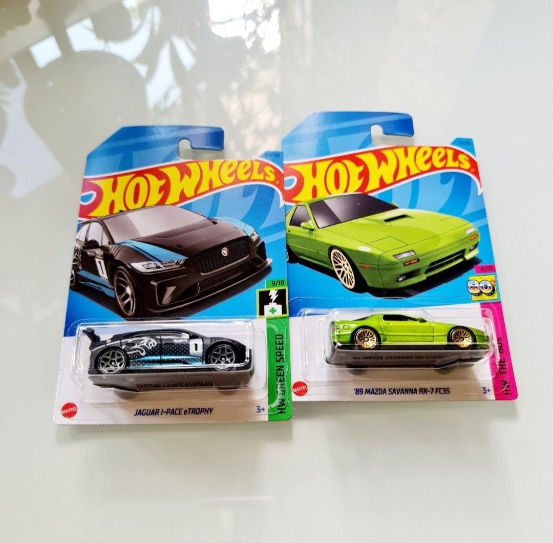 Hot Wheels Jaguar I Pace E Trophy Mazda Savanna RX FC S Hotwheels Green Speed The S