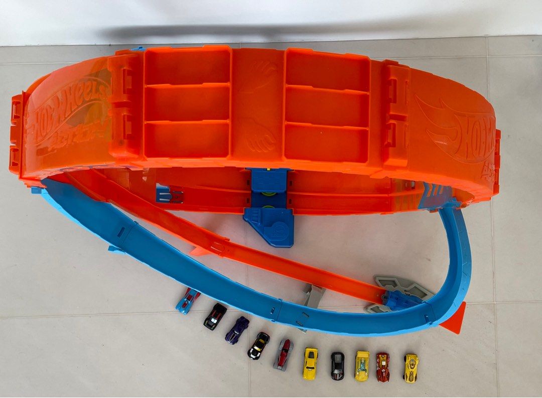 Mattel Hot Wheels Action Massive Loop Mayhem Vehicle Track Set Hobbies Toys Toys Games On