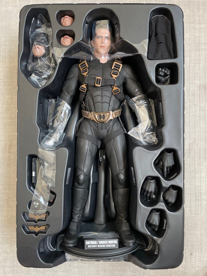 Batman Bruce Wayne Batsuit Begins Version Hot Toys Mms Hobbies Toys Toys Games On