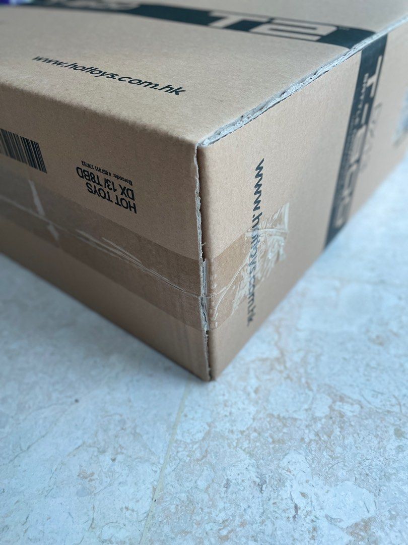 T Battle Damaged Version Hot Toys Dx Terminator Hobbies Toys Toys Games On Carousell