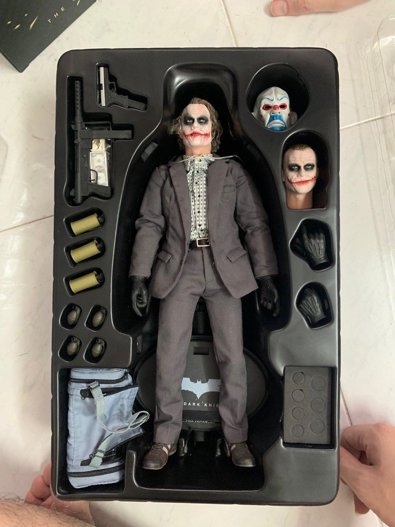 Hot Toys Bank Robber Joker Hobbies Toys Toys Games On Carousell