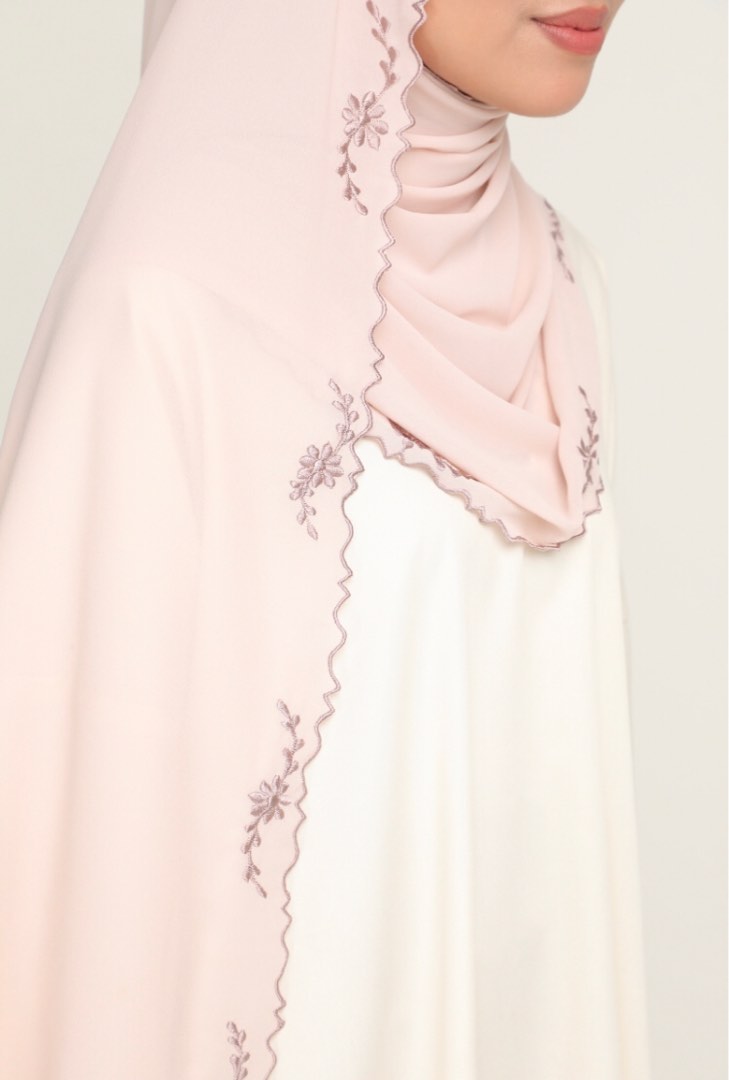 Rumi Kl Sulam Shawl Khalsom In Nude Brown Women S Fashion Muslimah