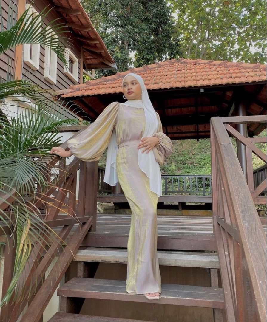 Hitam Manis Leia Kurung In Nude Women S Fashion Muslimah Fashion Baju Kurung Sets On Carousell