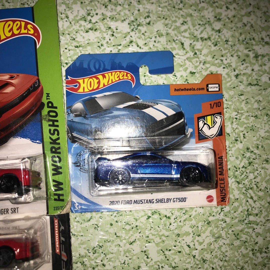 HOT WHEELS MUSCLE SET MUSTANG CAMARO DODGE CHALLENGER HELLCAT Hobbies Toys Toys