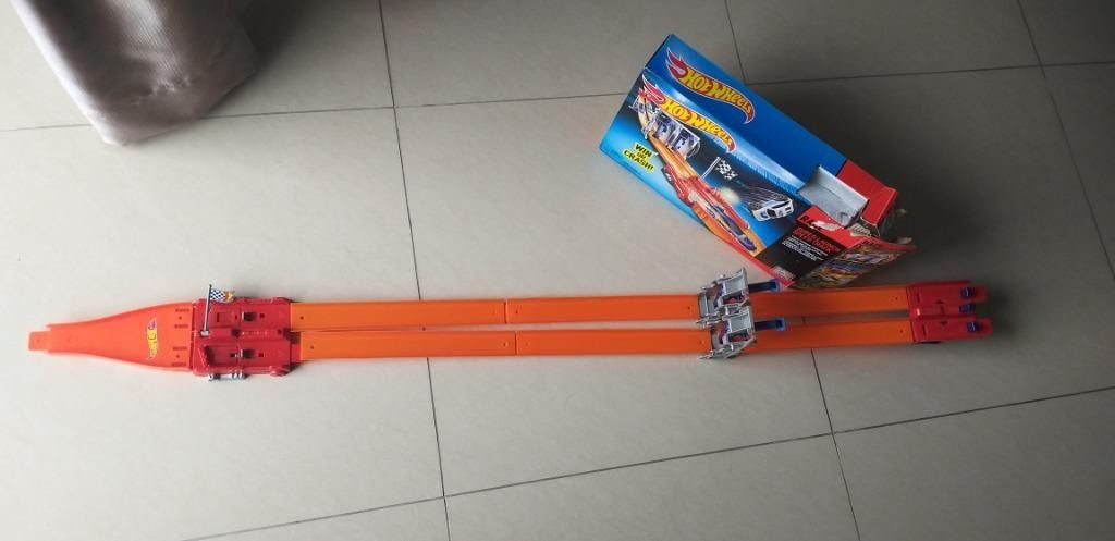 Hot Wheels Super Launch Speed Track Hobbies Toys Toys Games On Carousell