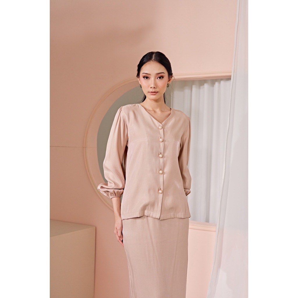 She Dazzle Azalea Kurung Nude Women S Fashion Muslimah Fashion Baju