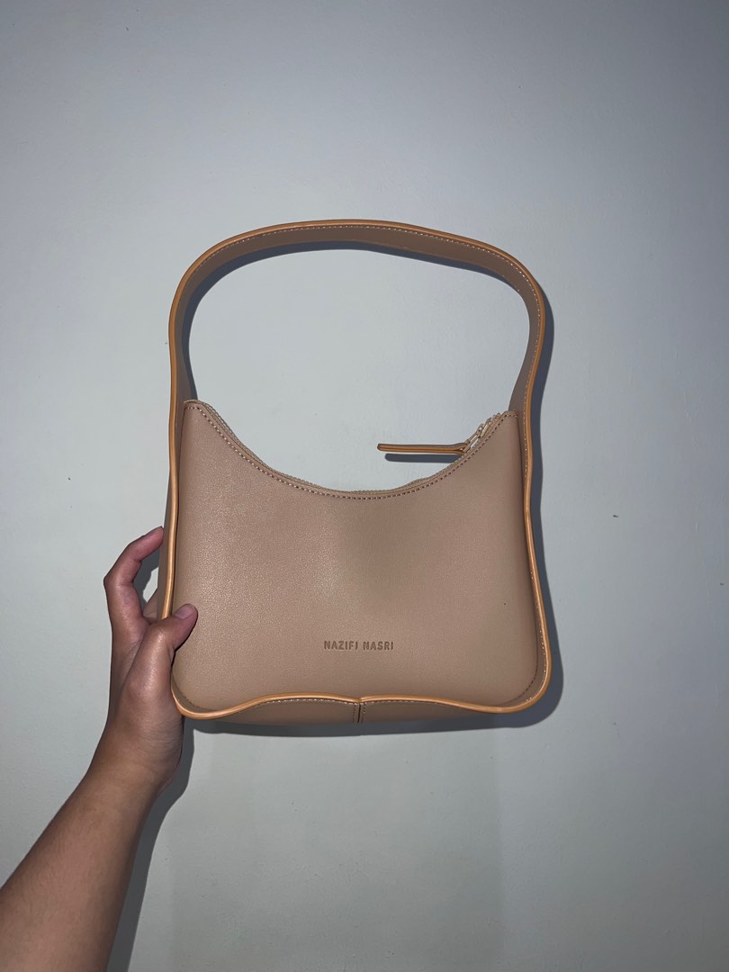 Oked Baguette In Nude By Nazifi Nasri Luxury Bags Wallets On Carousell