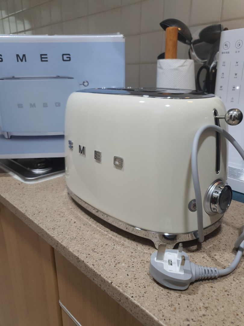 Smeg Toaster Furniture Home Living Kitchenware Tableware Other