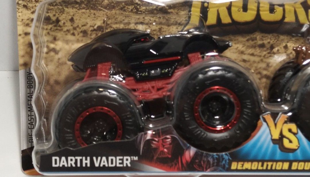 Hot Wheels Monster Trucks Darth Vader VS Chewbacca Twin Pack Demolition Doubles Hobbies