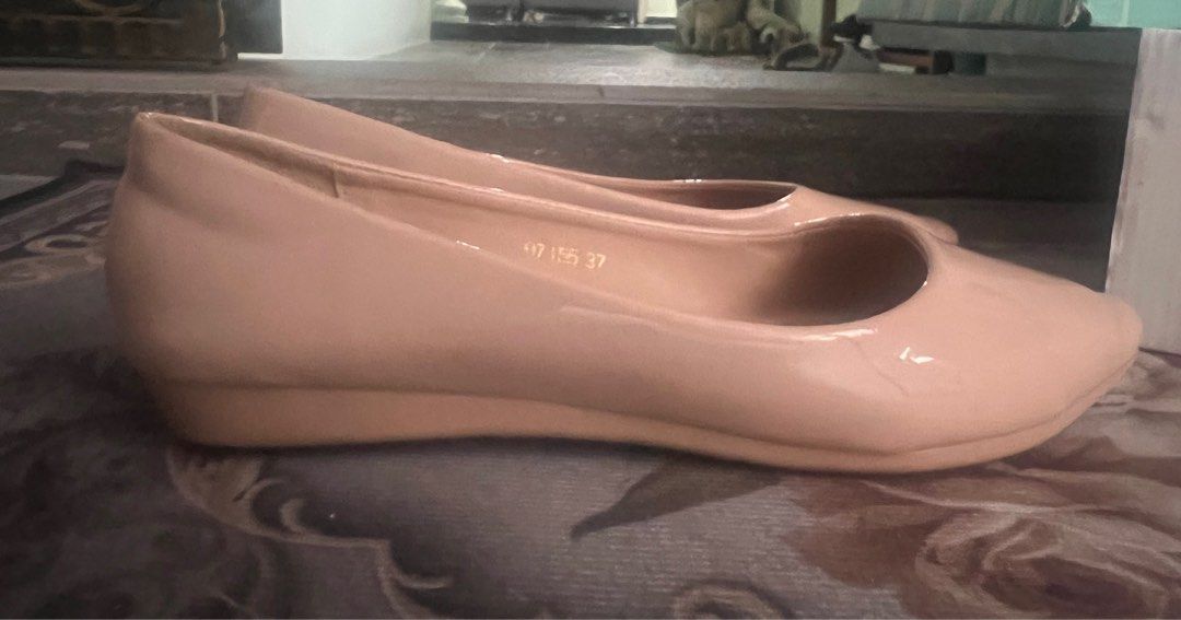 Dmk Nude Flats Women S Fashion Footwear Flats On Carousell