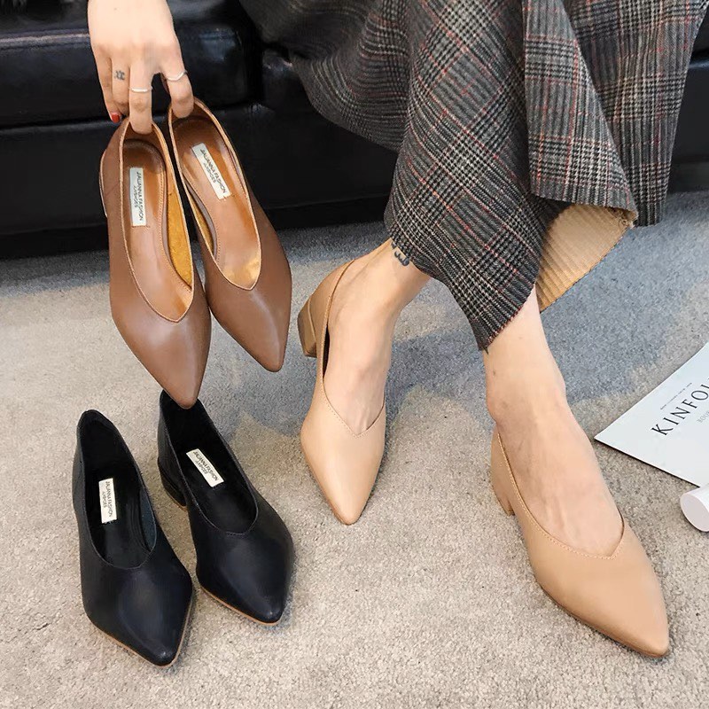 Minimalist Nude Block Heels Women S Fashion Footwear Heels On Carousell