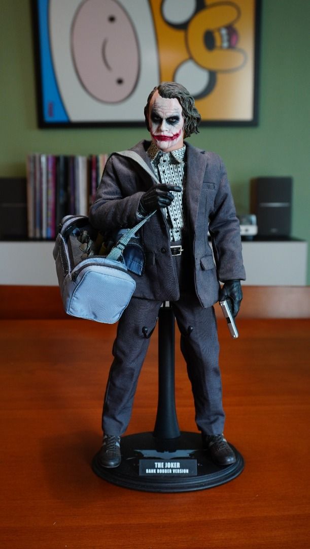 Hot Toys The Dark Knight Bank Robber Joker Ver Hobbies Toys Toys Games On Carousell