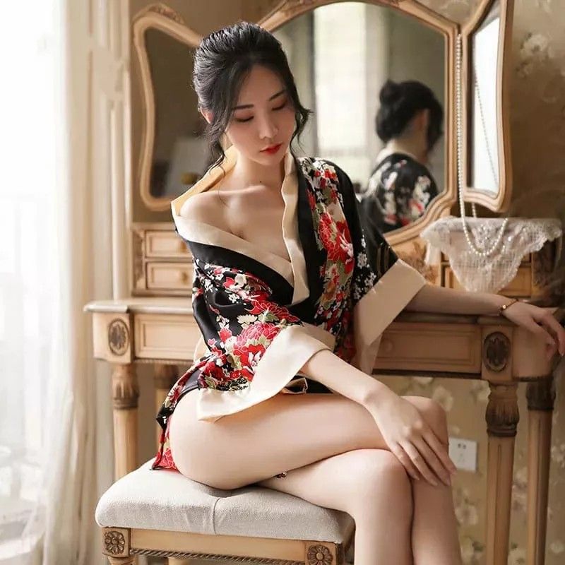Lingerie Seksi G String Model Kimono Fesyen Wanita Pakaian Wanita Gaun Rok Di Carousell