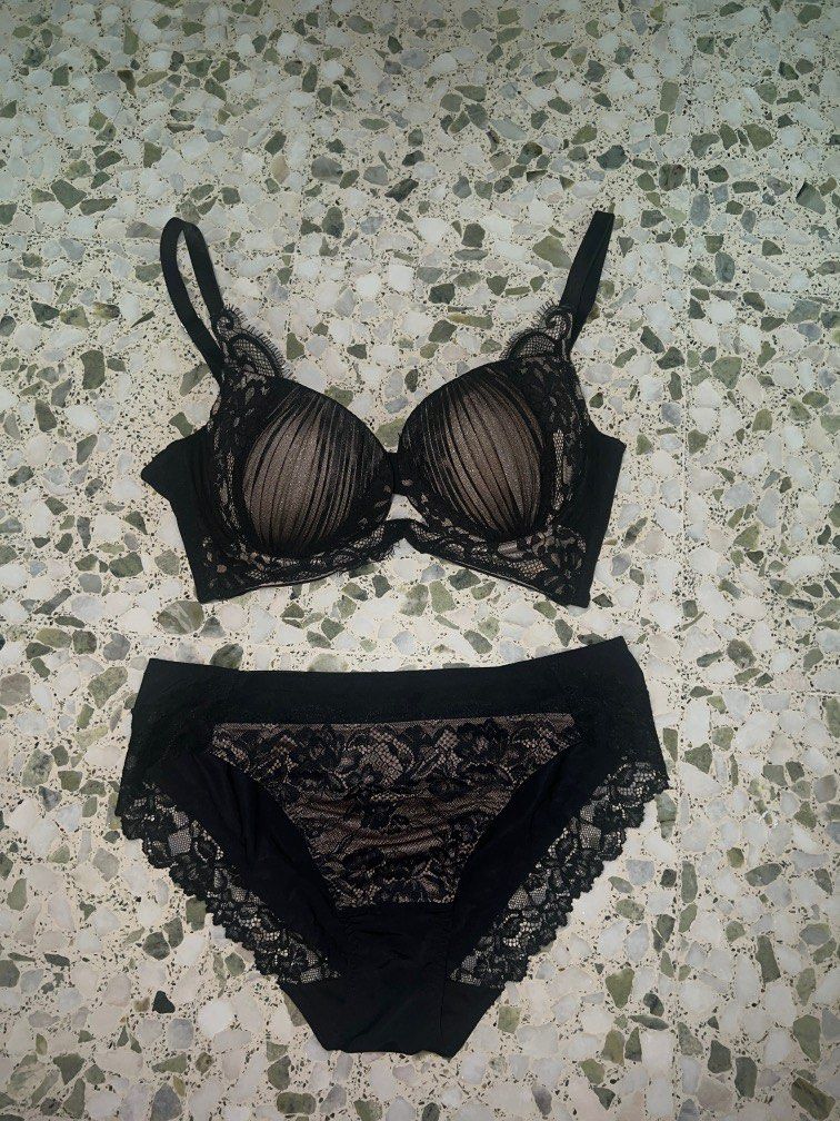 Peach John Lingerie Women S Fashion New Undergarments Loungewear On Carousell