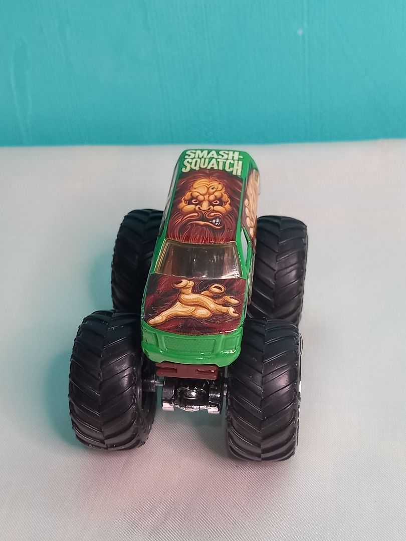 SMASH SQUATCH Mattel Hot Wheels Monster Trucks Toy On Carousell
