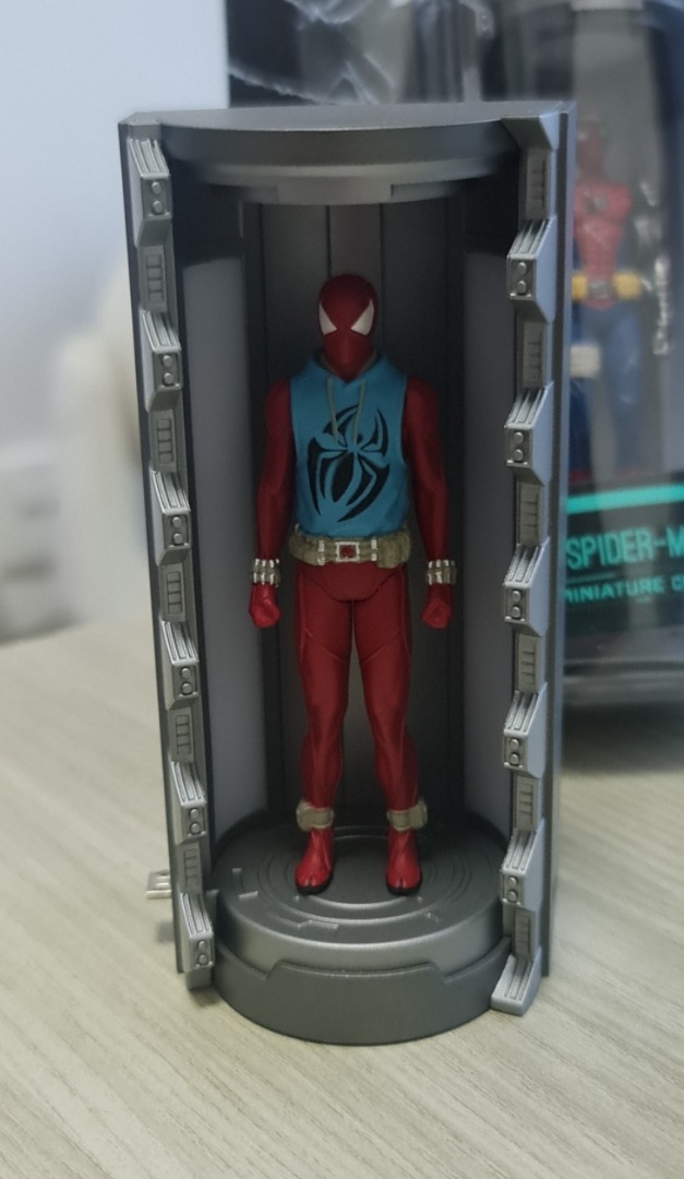 Hot Toys Marvel Scarlet Spider Suit Led Light Up Function Hobbies Toys Toys Games On